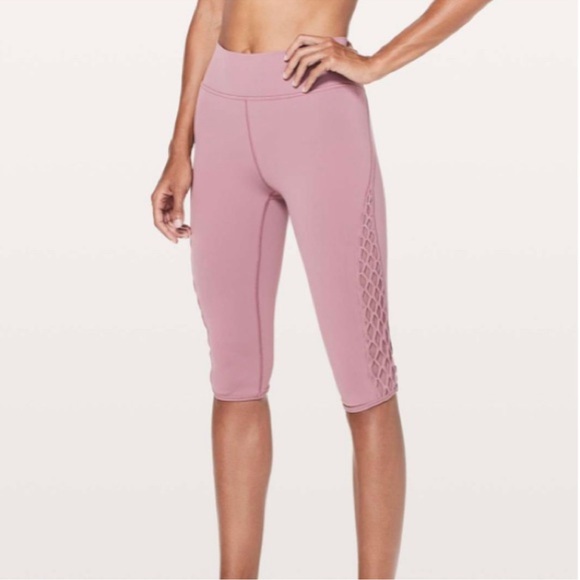 Lululemon Loveknot Crop 15” in Figue - Picture 6 of 13